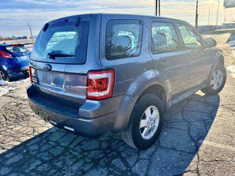 2009 Ford Escape XLS