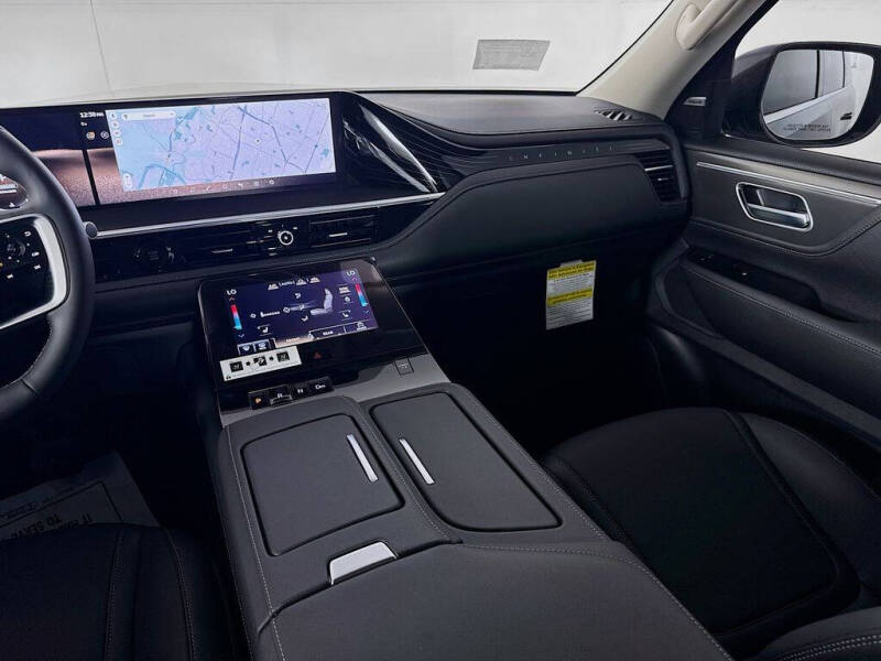 2026 Infiniti QX80 Pure