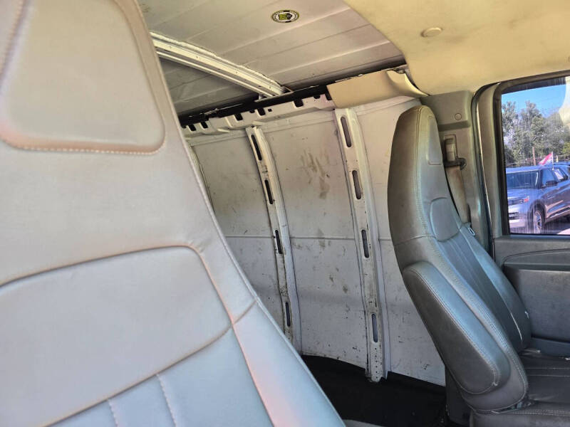 2016 Chevrolet Express 2500