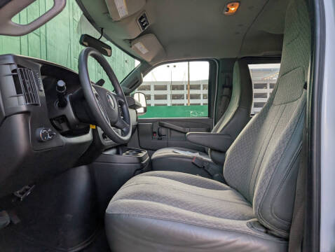 2018 GMC Savana LT 3500