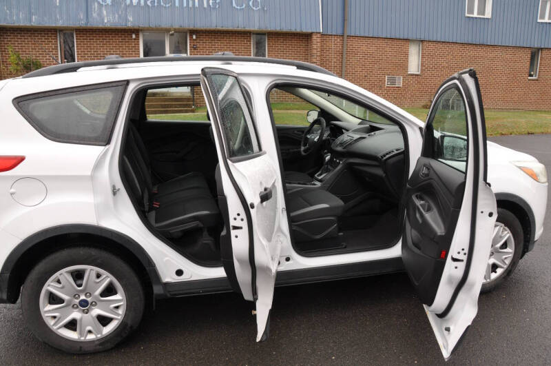 2016 Ford Escape S