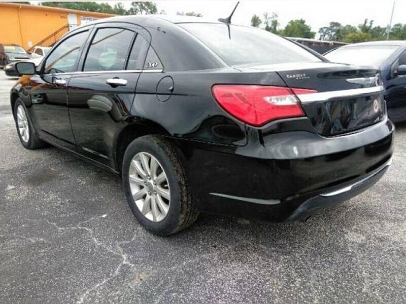 2014 Chrysler 200 Limited