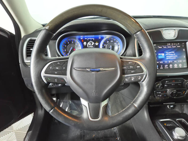 2016 Chrysler 300 C