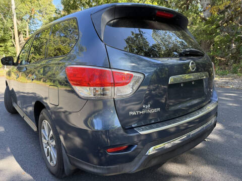 2014 Nissan Pathfinder SV