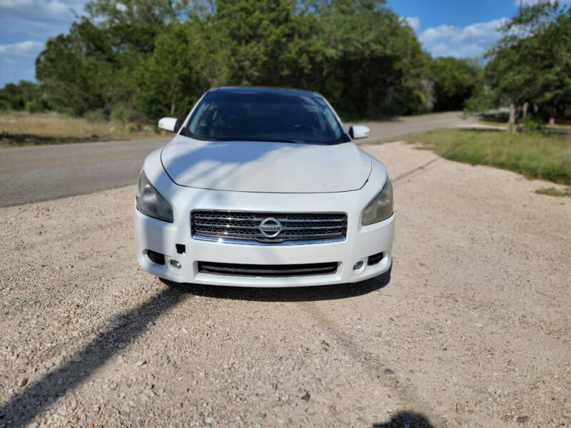 2010 white nissan maxima for sale