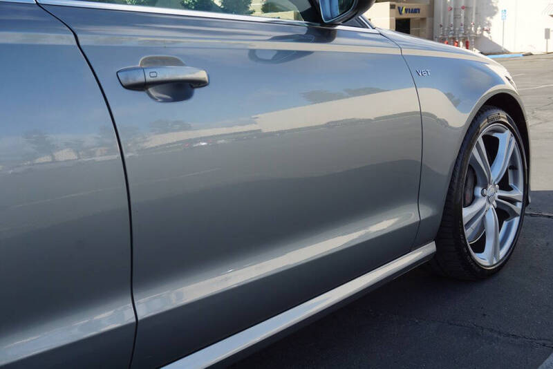 2013 Audi S6 4.0T quattro Prestige