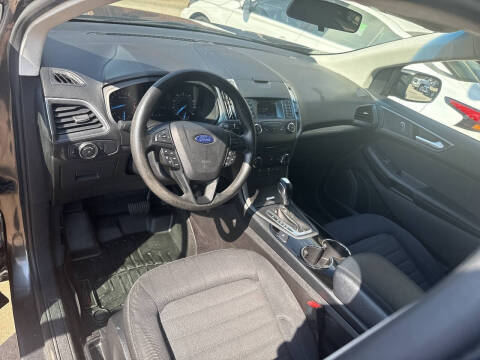 2017 Ford Edge SE