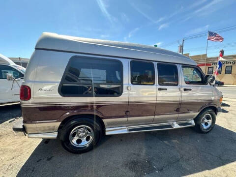 2003 Dodge Ram Van 1500