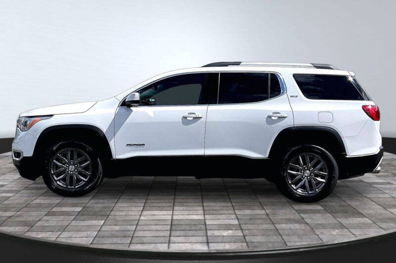 2017 GMC Acadia SLT-1