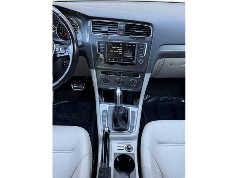 2017 Volkswagen Golf Alltrack