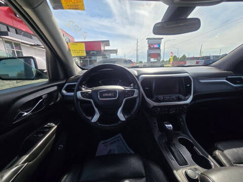 2017 GMC Acadia SLT-2