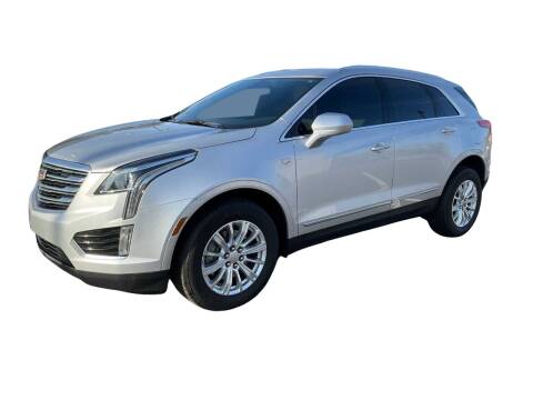 2018 Cadillac XT5 for sale at Averys Auto Group in Lapeer MI