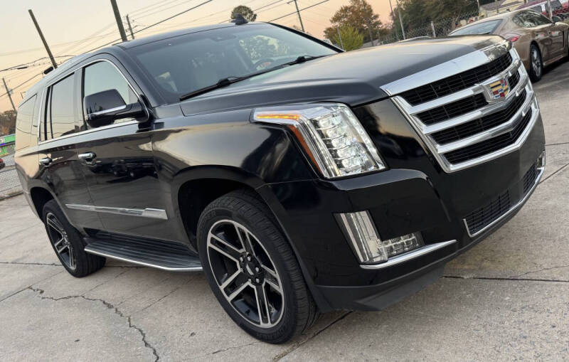 2017 Cadillac Escalade Luxury