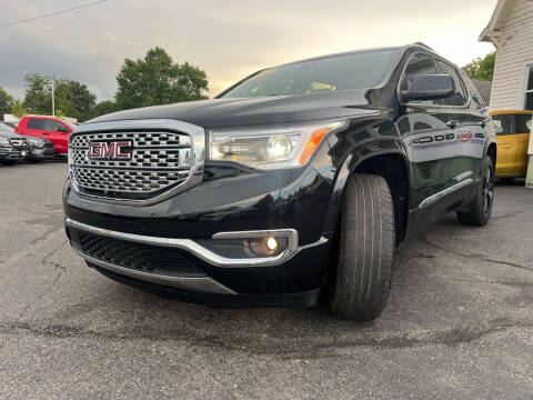 2017 GMC Acadia Denali