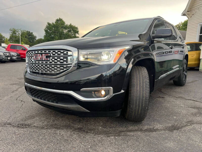 2017 GMC Acadia Denali