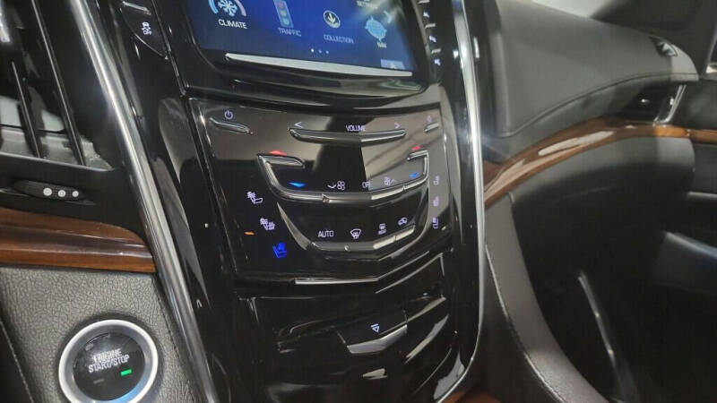 2017 Cadillac Escalade ESV Luxury