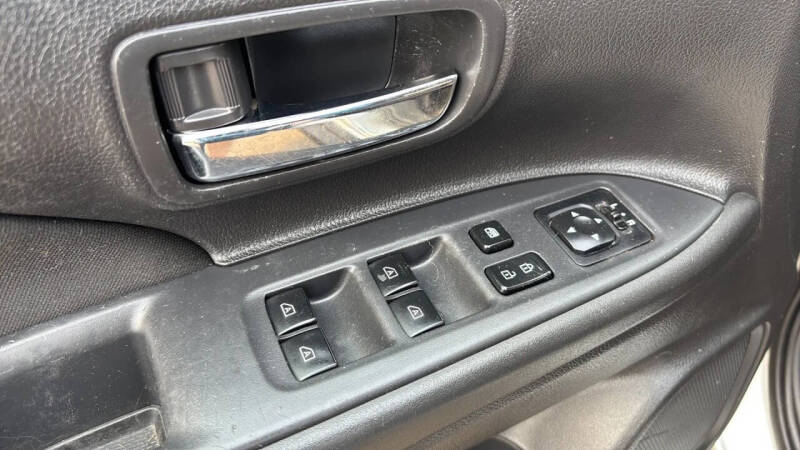 2020 Mitsubishi Outlander ES