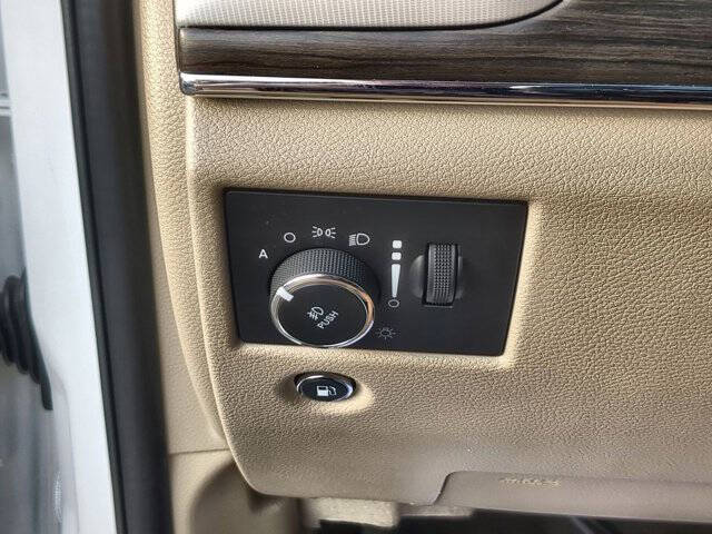 2020 Jeep Grand Cherokee Summit