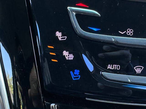 2019 Cadillac Escalade Standard