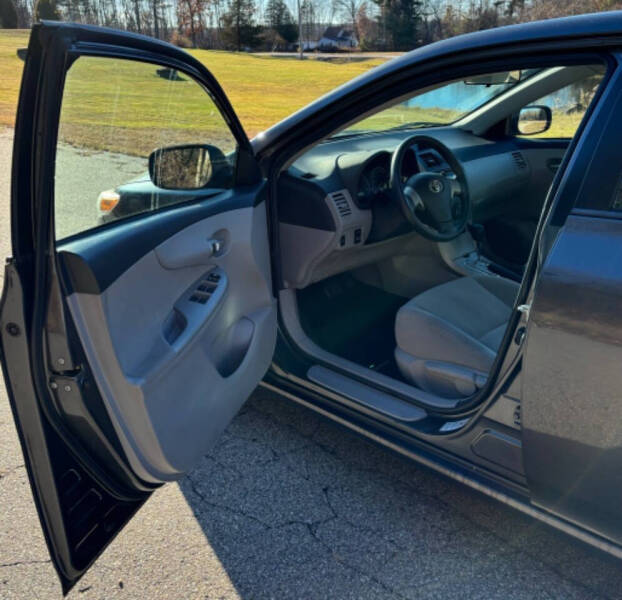 2012 Toyota Corolla LE