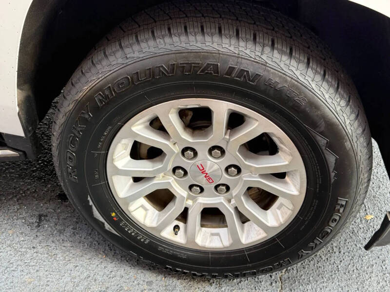 2019 GMC Yukon XL SLT