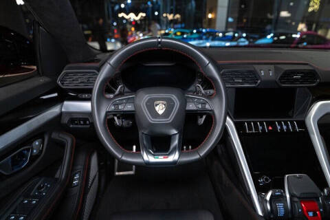 2019 Lamborghini Urus