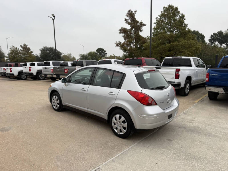 2008 Nissan Versa 1.8 S