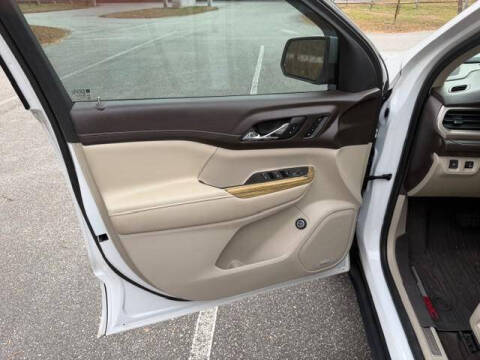 2019 GMC Acadia Denali