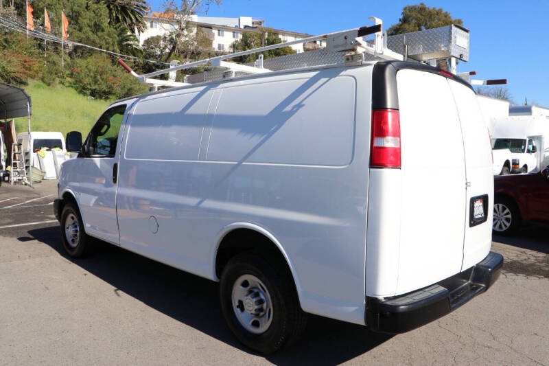 2019 Chevrolet Express 2500
