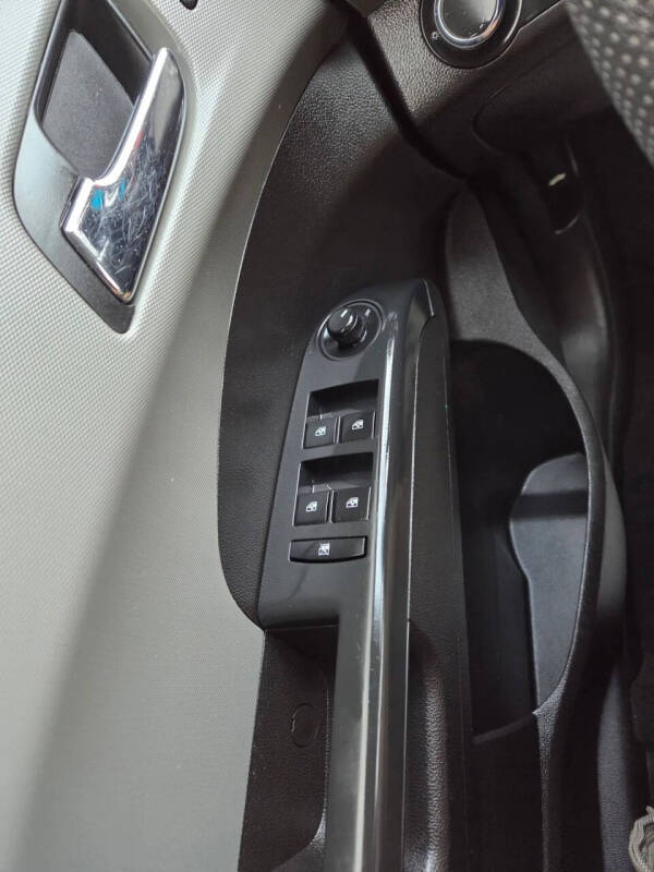 2015 Chevrolet Sonic LT Auto