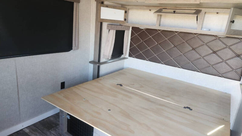 2019 Keystone Outback 324CG