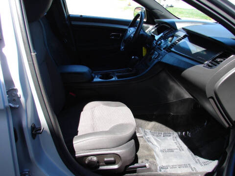2018 Ford Taurus SEL