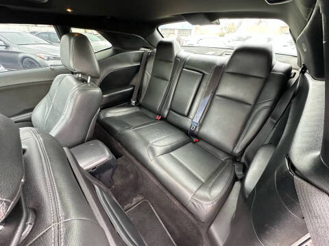 2015 Dodge Challenger