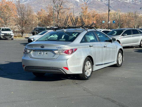 2013 Hyundai Sonata Hybrid