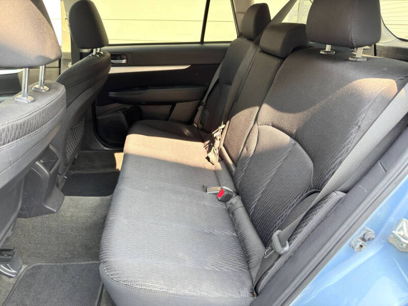 2012 Subaru Outback 2.5i Premium