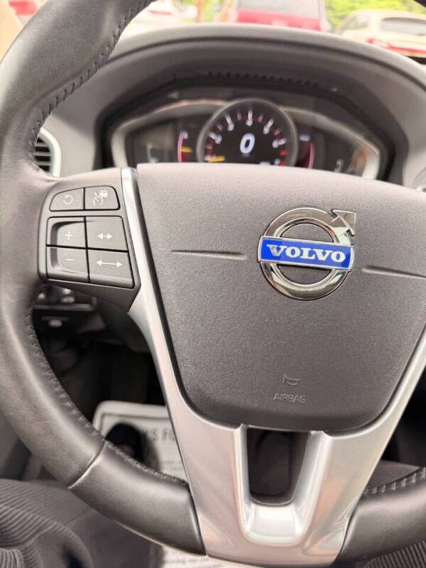 2016 Volvo XC60 T5 Drive-E Platinum