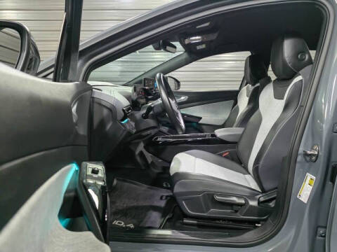 2023 Volkswagen ID.4 Standard