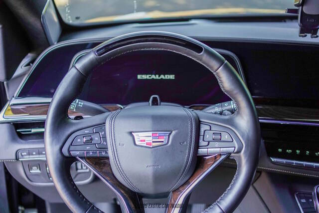 2023 Cadillac Escalade ESV Sport Platinum