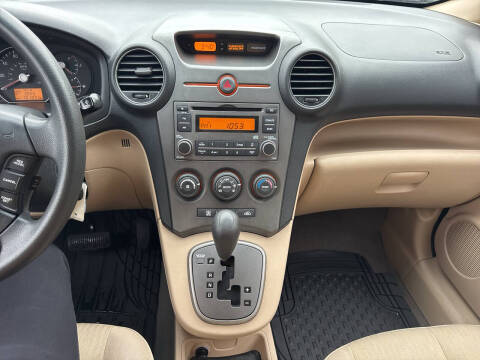 2008 Kia Rondo LX