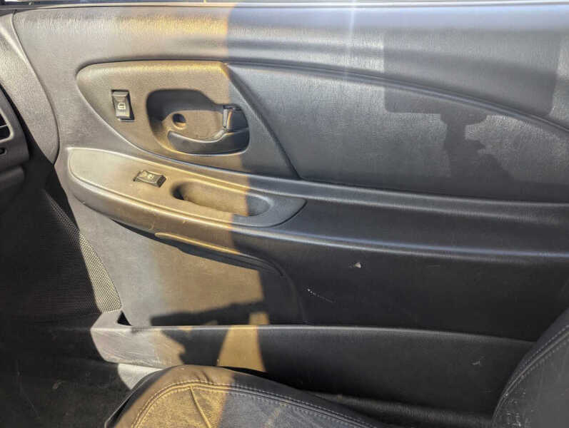 2002 Chevrolet Monte Carlo LS