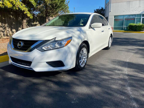 2016 Nissan Altima for sale at Super Bee Auto in Chantilly VA