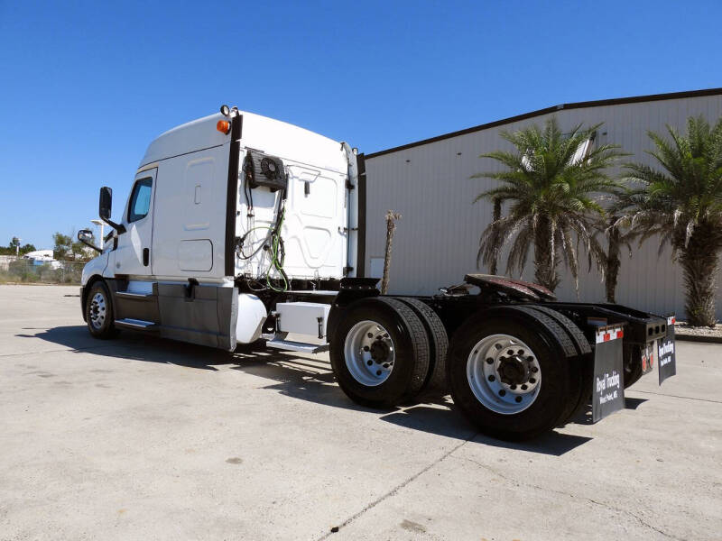 2019 Freightliner Cascadia