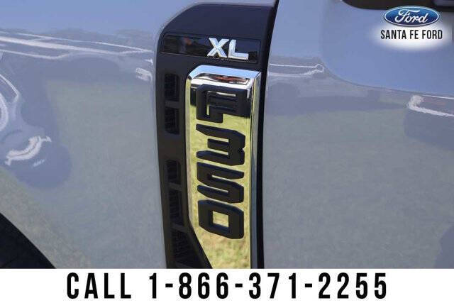 2026 Ford F-350 Super Duty XL