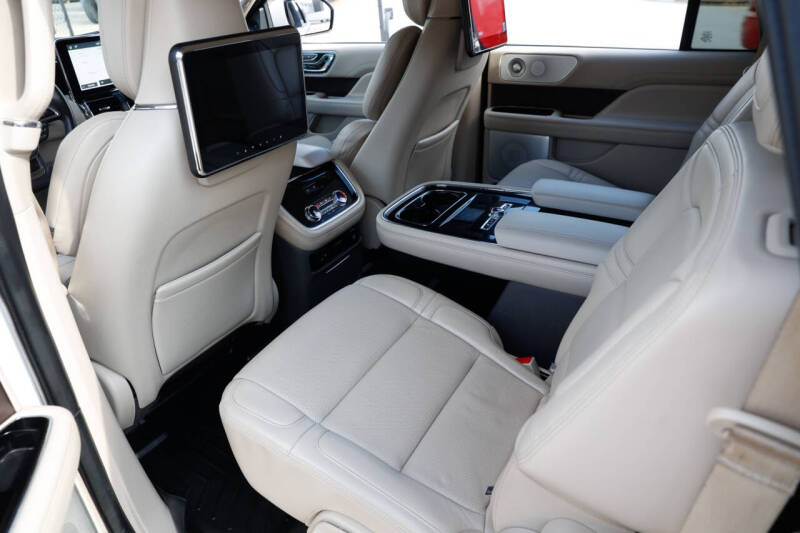 2021 Lincoln Navigator L Reserve
