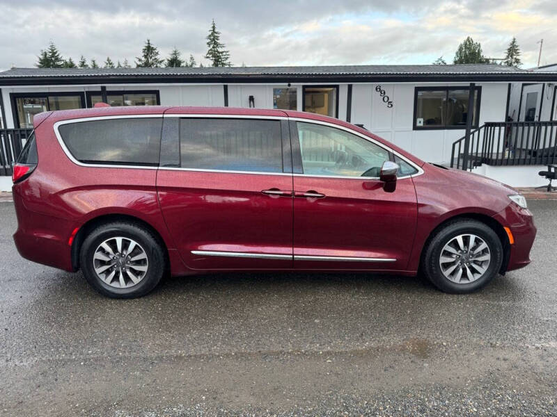 2022 Chrysler Pacifica Hybrid Limited