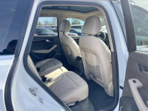 2012 Audi Q5 3.2 quattro Premium Plus