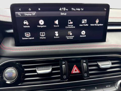 2023 Genesis G70