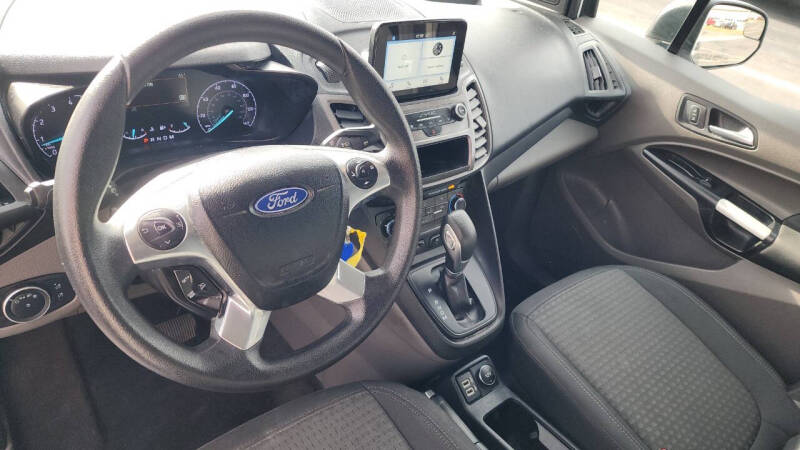 2019 Ford Transit Connect XLT photo 10