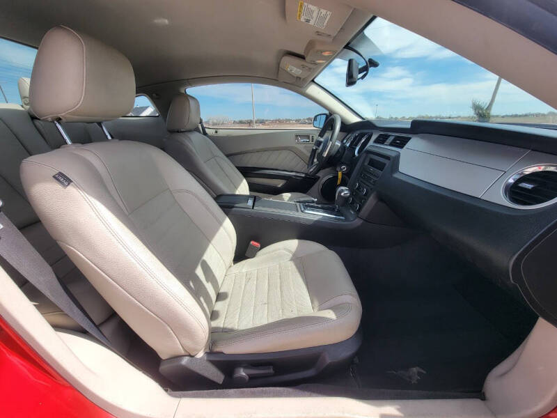 2011 Ford Mustang V6