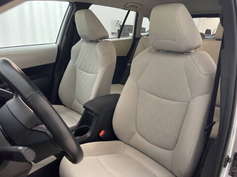 2022 Toyota Corolla Cross LE